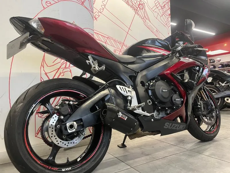 GSXR 750