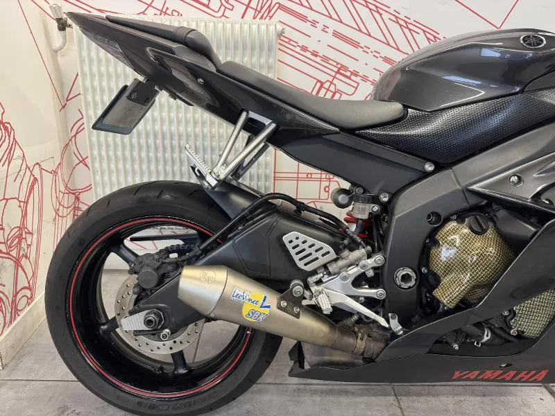 YZFR6
