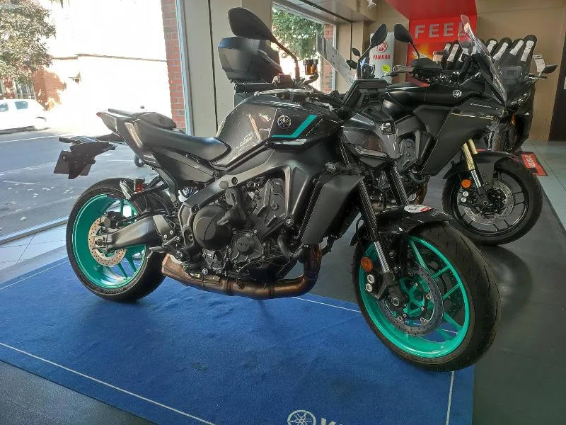 MT09  YAMT