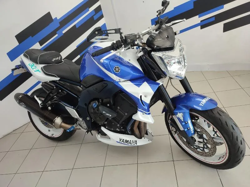 FZ1