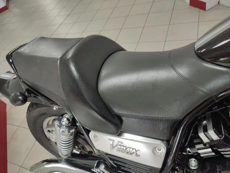 VMAX 1200