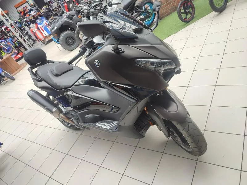 XP TMAX 560 TECH MAX