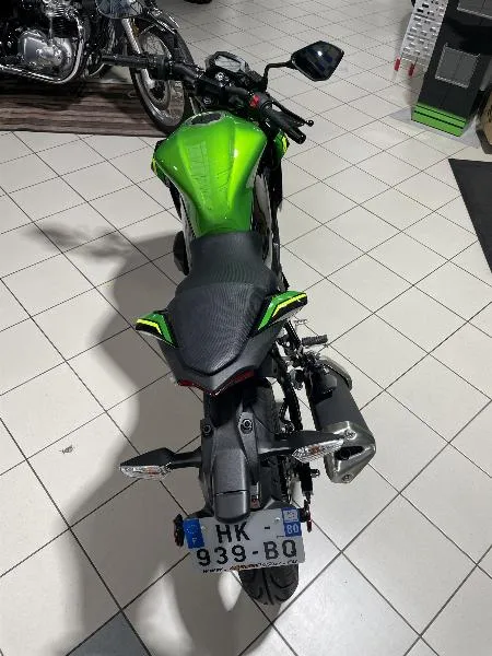 Z125