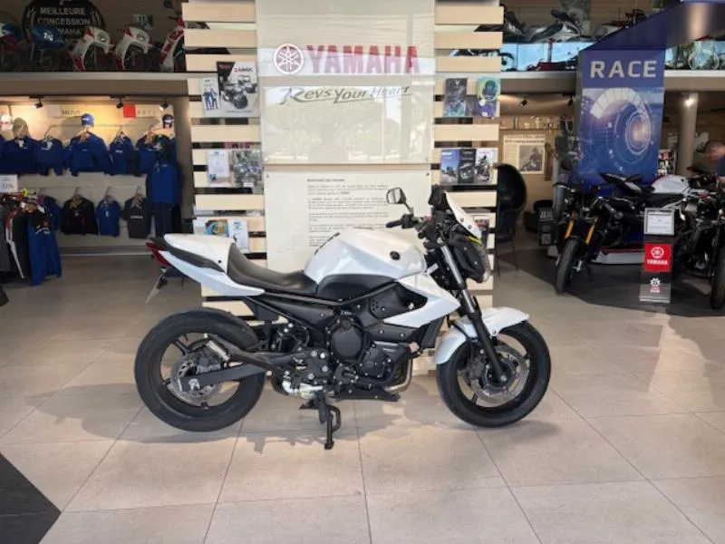 XJ6 A2 2011 77emois GARANTIE 12 MOIS