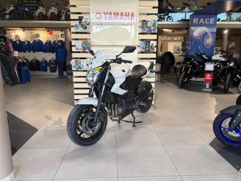 XJ6 A2 2011 77emois GARANTIE 12 MOIS
