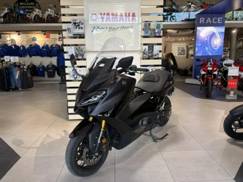 XP TMAX 560 TECH MAX
