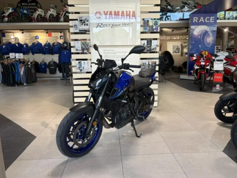 MT07