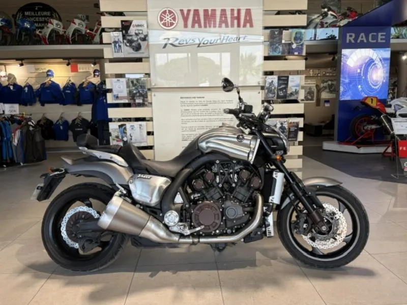 VMAX 1700