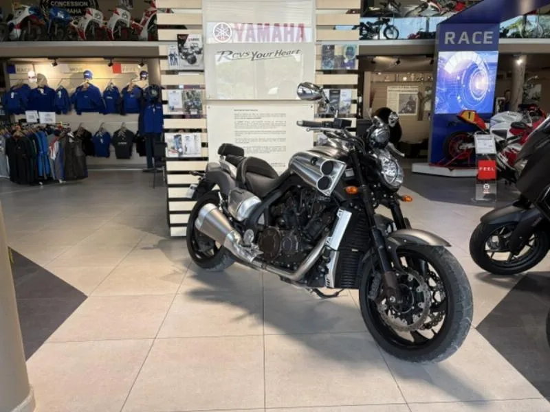 VMAX 1700