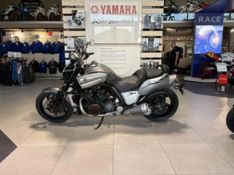 VMAX 1700