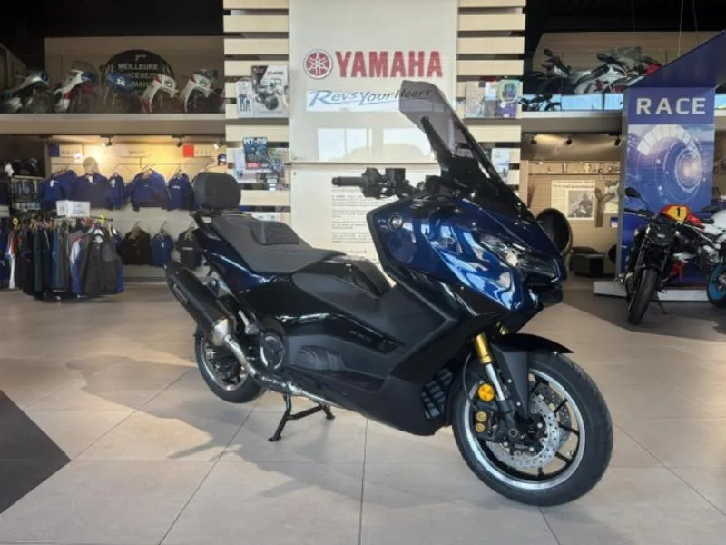 XP TMAX 560 TECH MAX