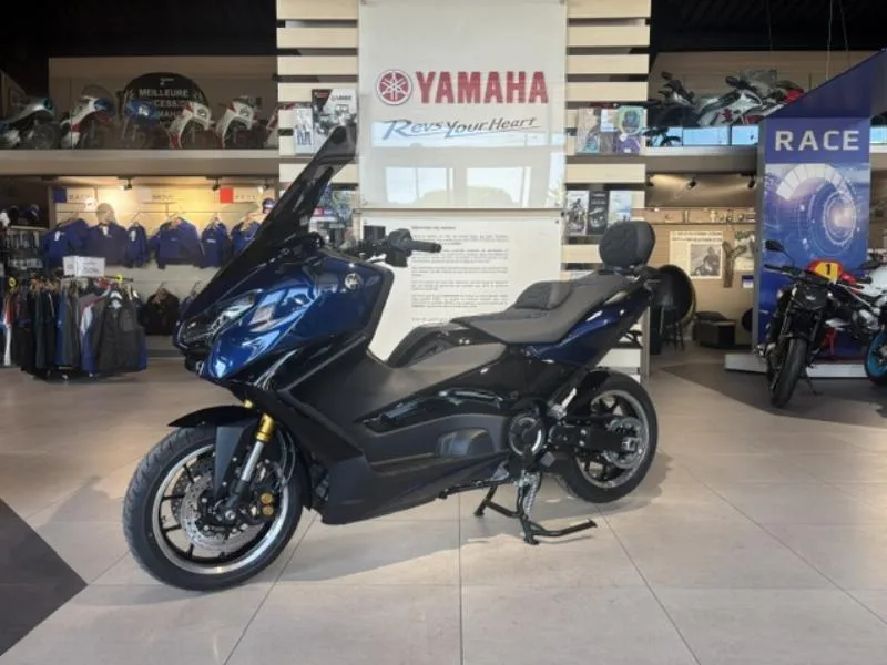 XP TMAX 560 TECH MAX