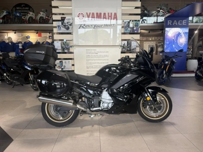 FJR 1300 AE ULTIMATE EDITION 192eMOIS GARANTIE 12 MOIS