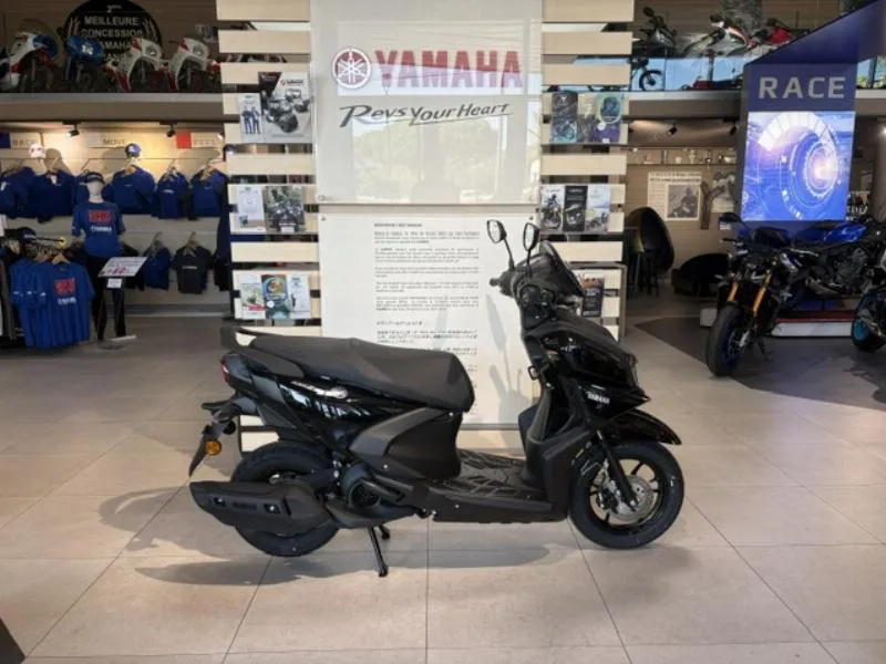 RayZR 125