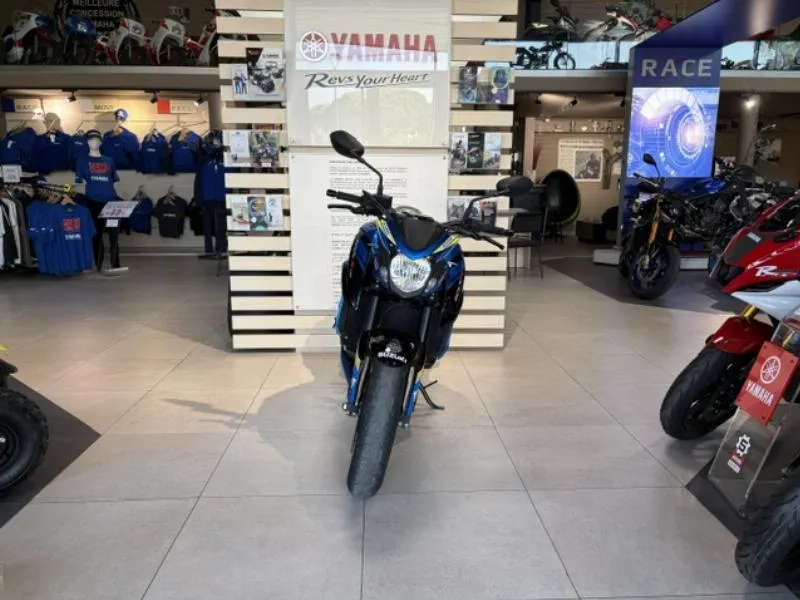GSXS 750