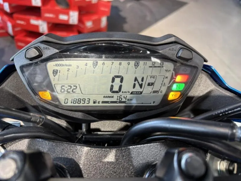 GSXS 750