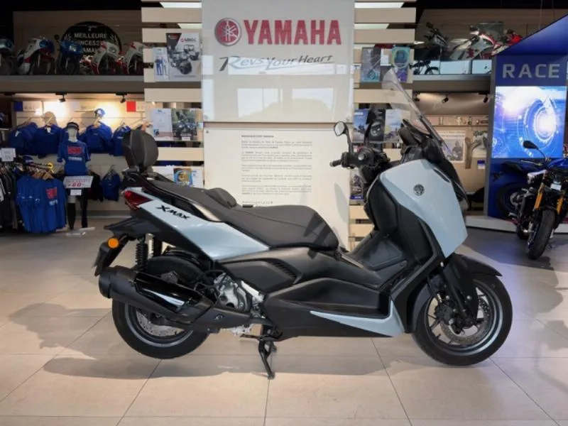 XMAX 300 TECH MAX 