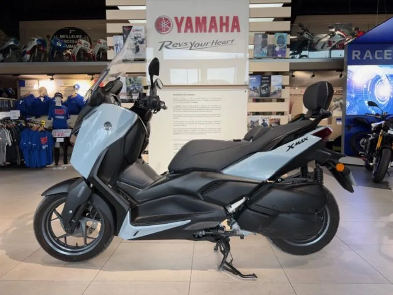 XMAX 300 TECH MAX 