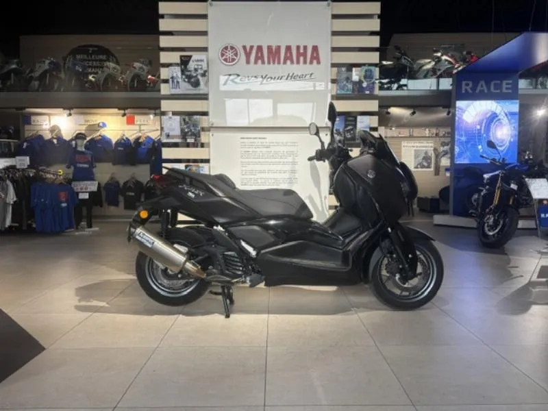 XMAX 125 TECH MAX