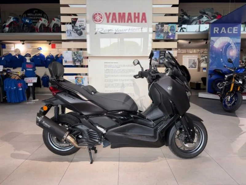 XMAX 125 TECH MAX