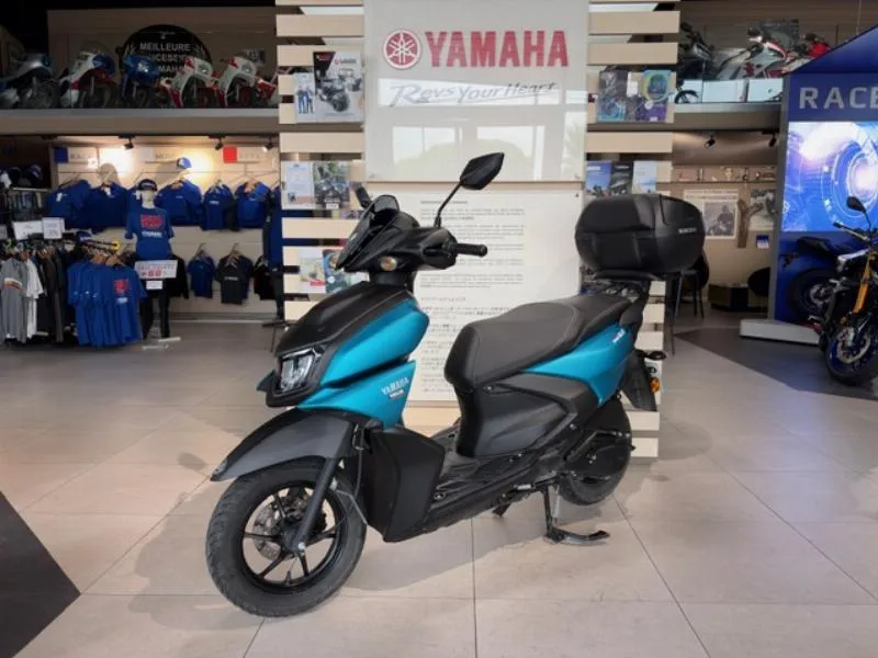 RayZR 125