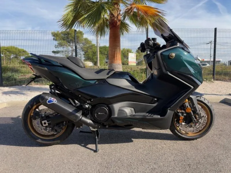 XP TMAX 560 TECH MAX