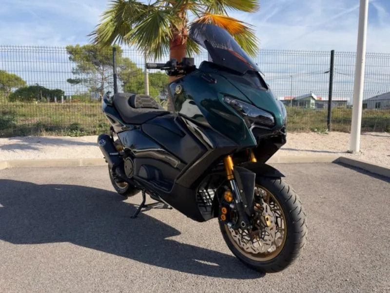 XP TMAX 560 TECH MAX
