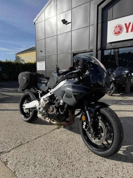 XSR 900 GP