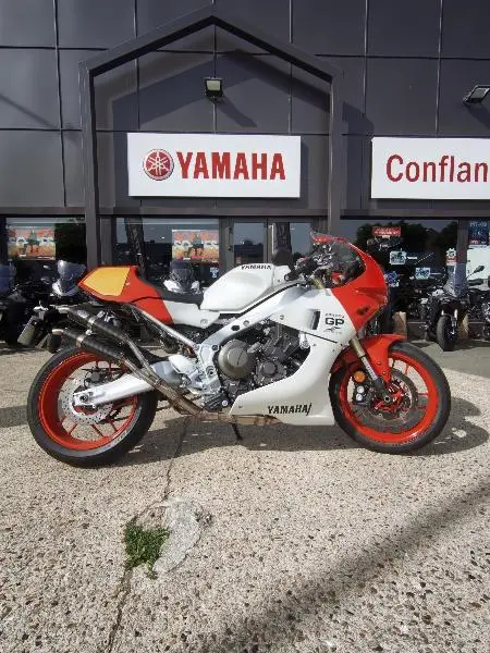 XSR 900 GP