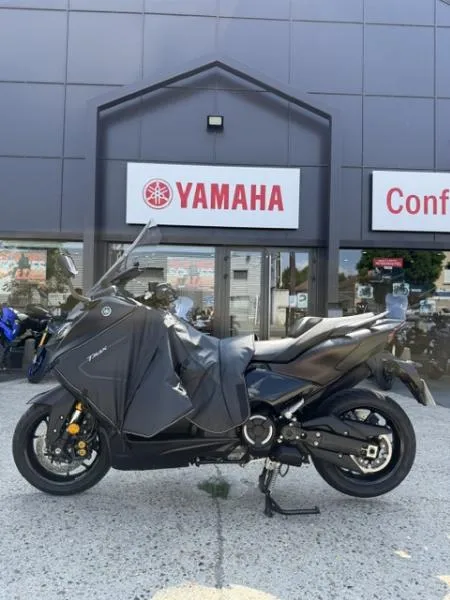 XP TMAX 560 TECH MAX