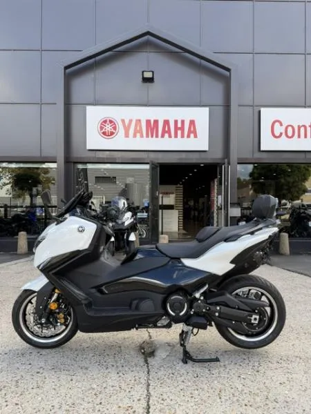 XP TMAX 560 TECH MAX