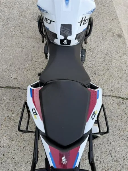 CB 750 HORNET