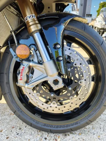 YZF R1 RACE
