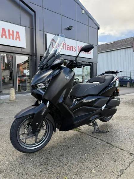 XMAX 300 Tech Max