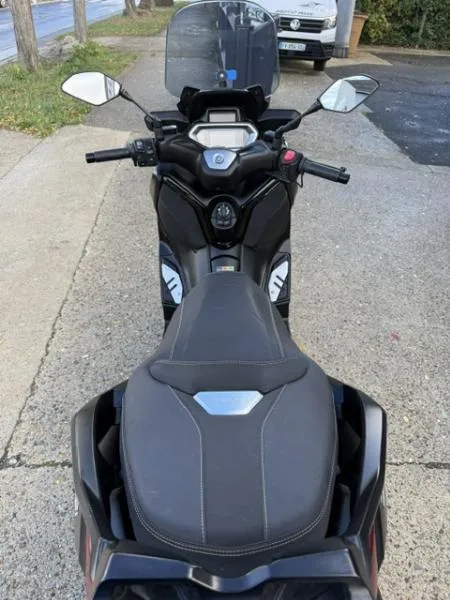 XMAX 300 Tech Max