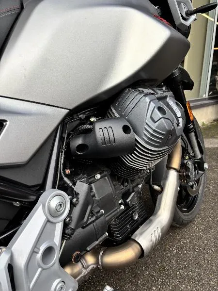 V85 TT STRADA