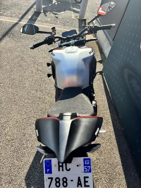 STREETFIGHTER V4S