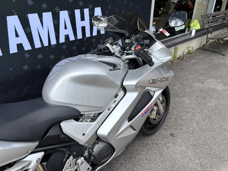 VFR 800 VTEC