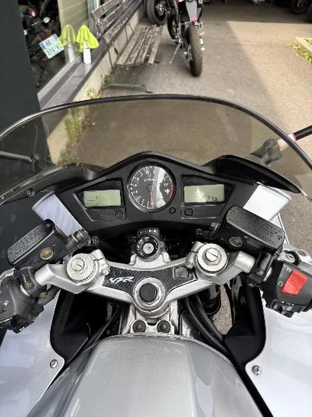 VFR 800 VTEC