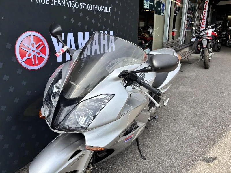 VFR 800 VTEC
