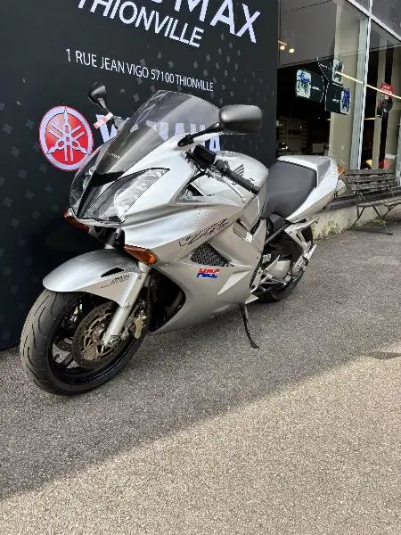 VFR 800 VTEC