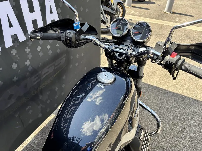 V7 SPECIAL