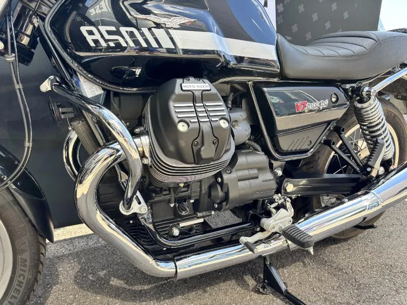 V7 SPECIAL