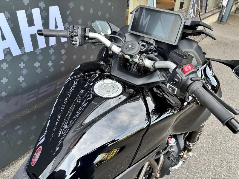 NIKEN 900 GT
