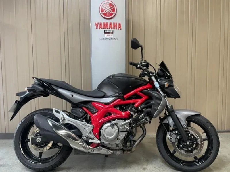 GLADIUS 650 ABS