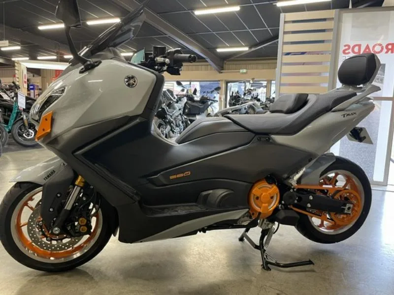 XP TMAX 560 TECH MAX