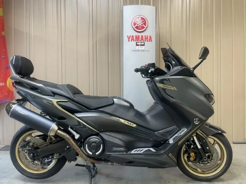 XP TMAX 560 TECH MAX