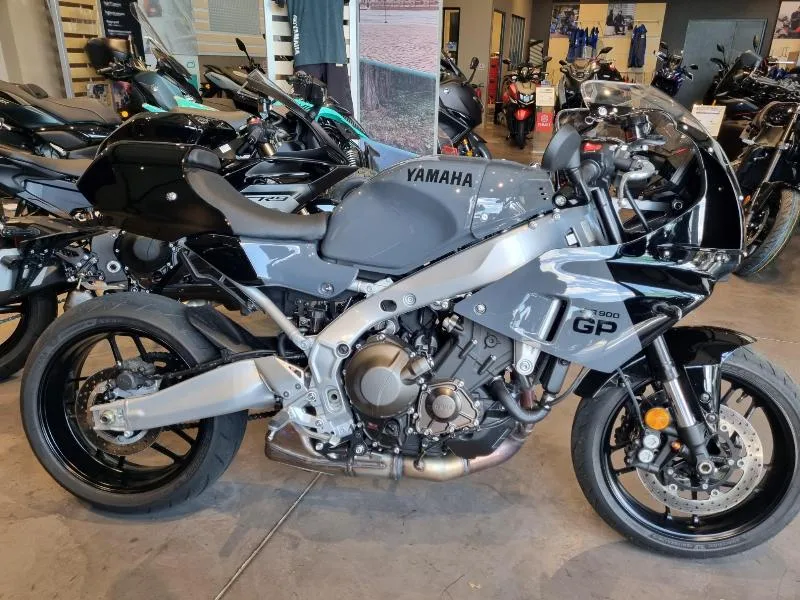 XSR 900 GP