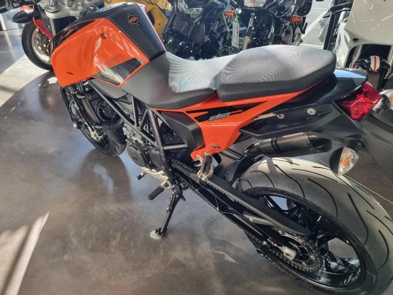 690 DUKE ABS