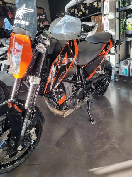 690 DUKE ABS